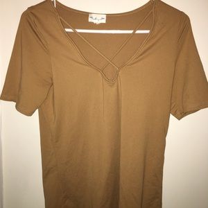 A nice blouse for pregnant women